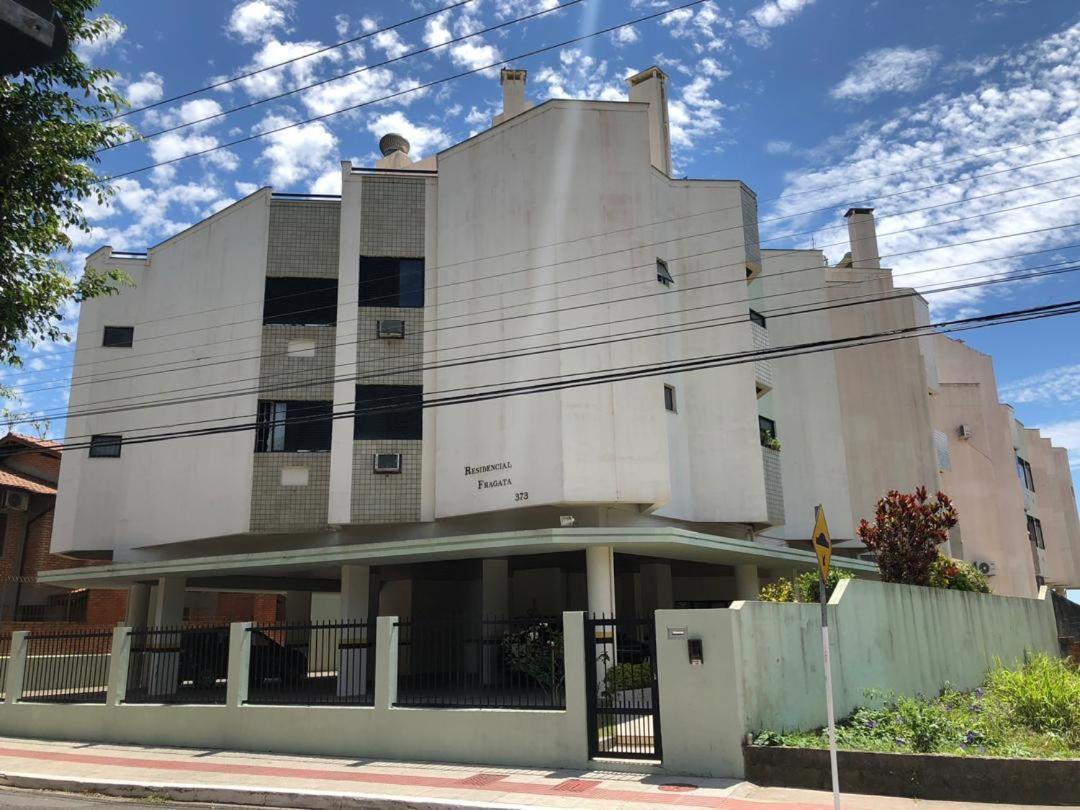 Apartamento A 100 Metros Da Praia Em Canasvieiras Florianópolis Esterno foto